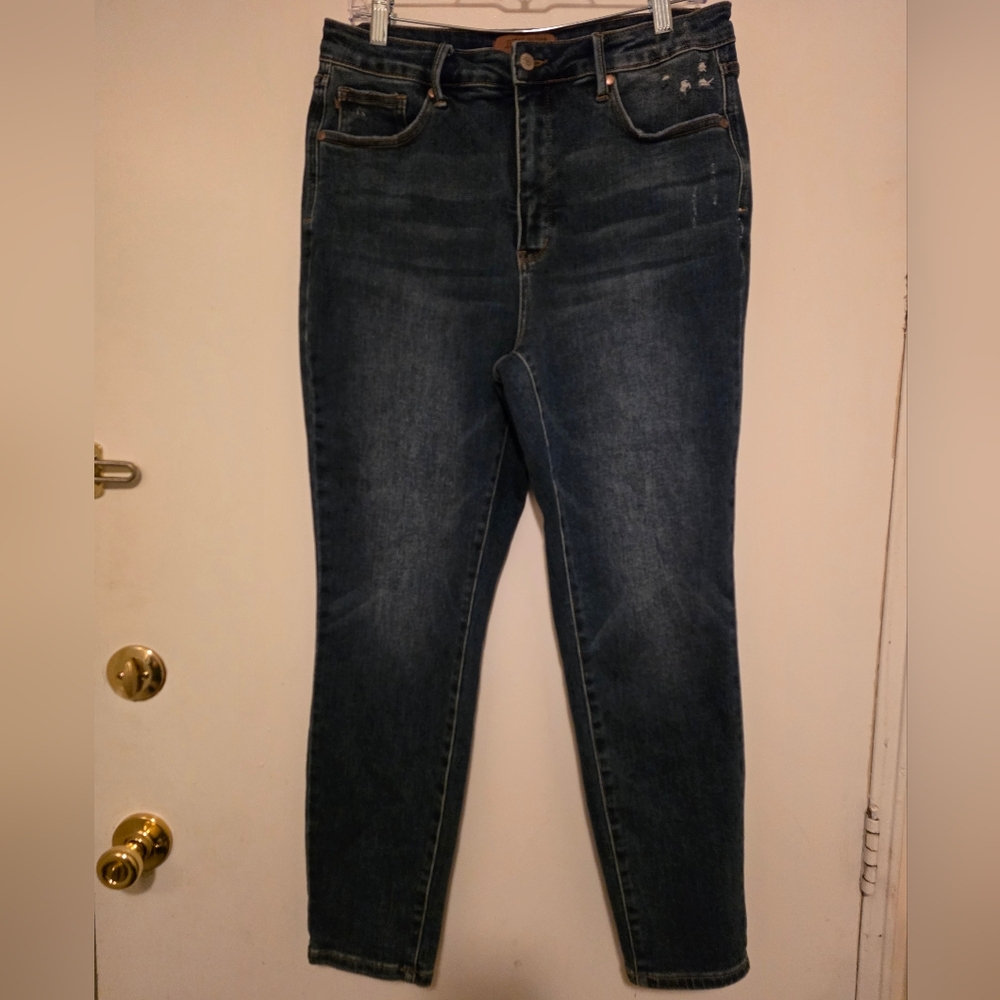 Judy Blue High Rise Dark Wash Slim Fit Straight Jeans With Distressing